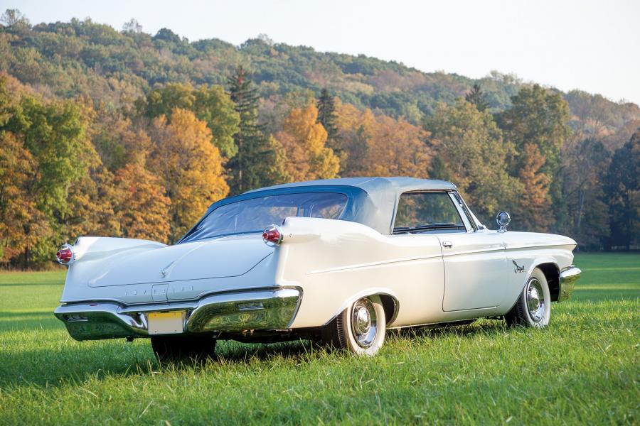 Imperial Crown Convertible (PY1-M 925) 1960 года  (фото 17 из 20)